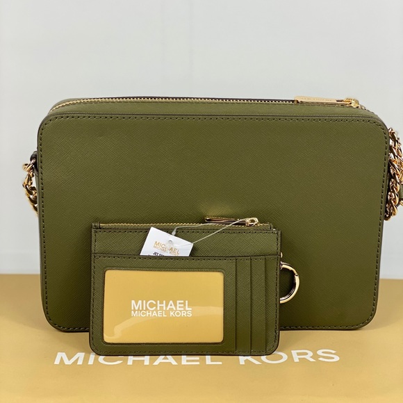 ❤️Michael Kors EW Crossbody & Coin Pouch wallet - Picture 5 of 9